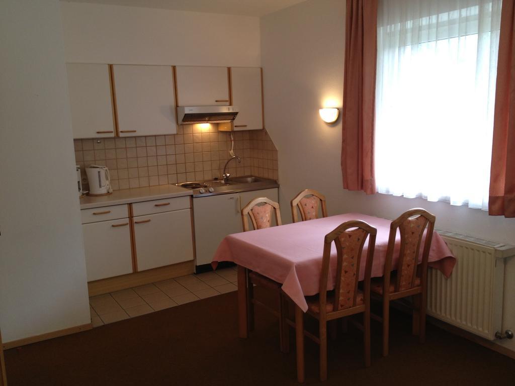 Pension & Appartement Fortin Bad Kleinkirchheim Zimmer foto