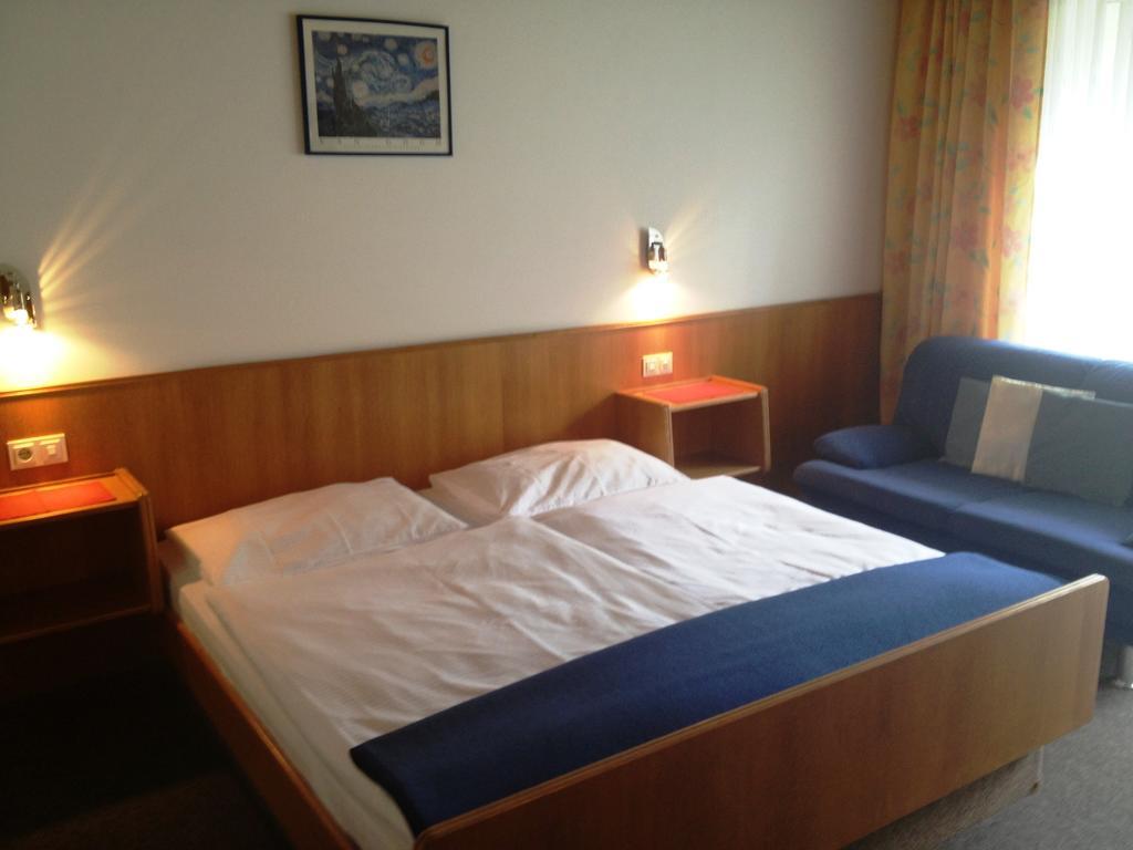Pension & Appartement Fortin Bad Kleinkirchheim Zimmer foto